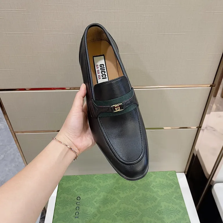 Gucci Shoe 